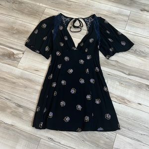 Free People ✌🏼🌻Mocking Bird Mini Dress